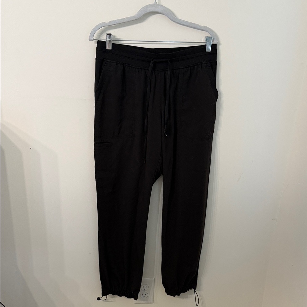 Wonderwink aero Black Drawstring Jogger scrub Pants with Elastic Cuffs